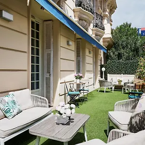 4* Otel Excelsior Centre By Happyculture